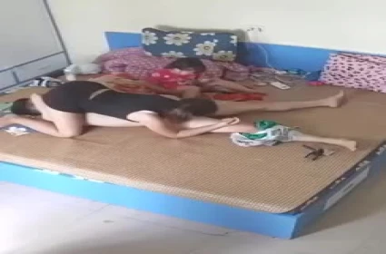Video tinh duc mien phi thuy dien Cô giáo sinh học dạy trò biết tình yêu